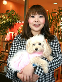 アシスタント　緑川 香葉　　Midorikawa Kayo